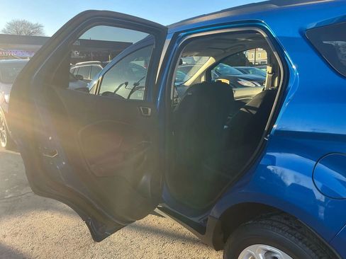 Used 2018 Ford EcoSport SE w/ SE Convenience Package image 11