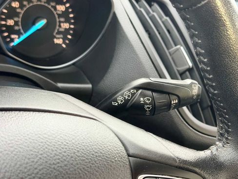 Used 2018 Ford Escape Titanium image 27