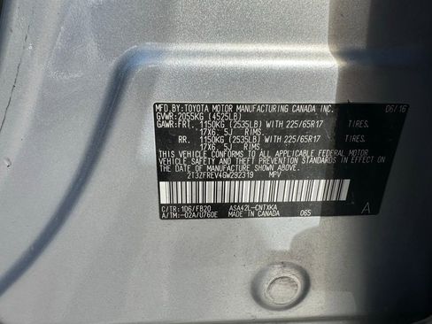 Used 2016 Toyota RAV4 LE image 26