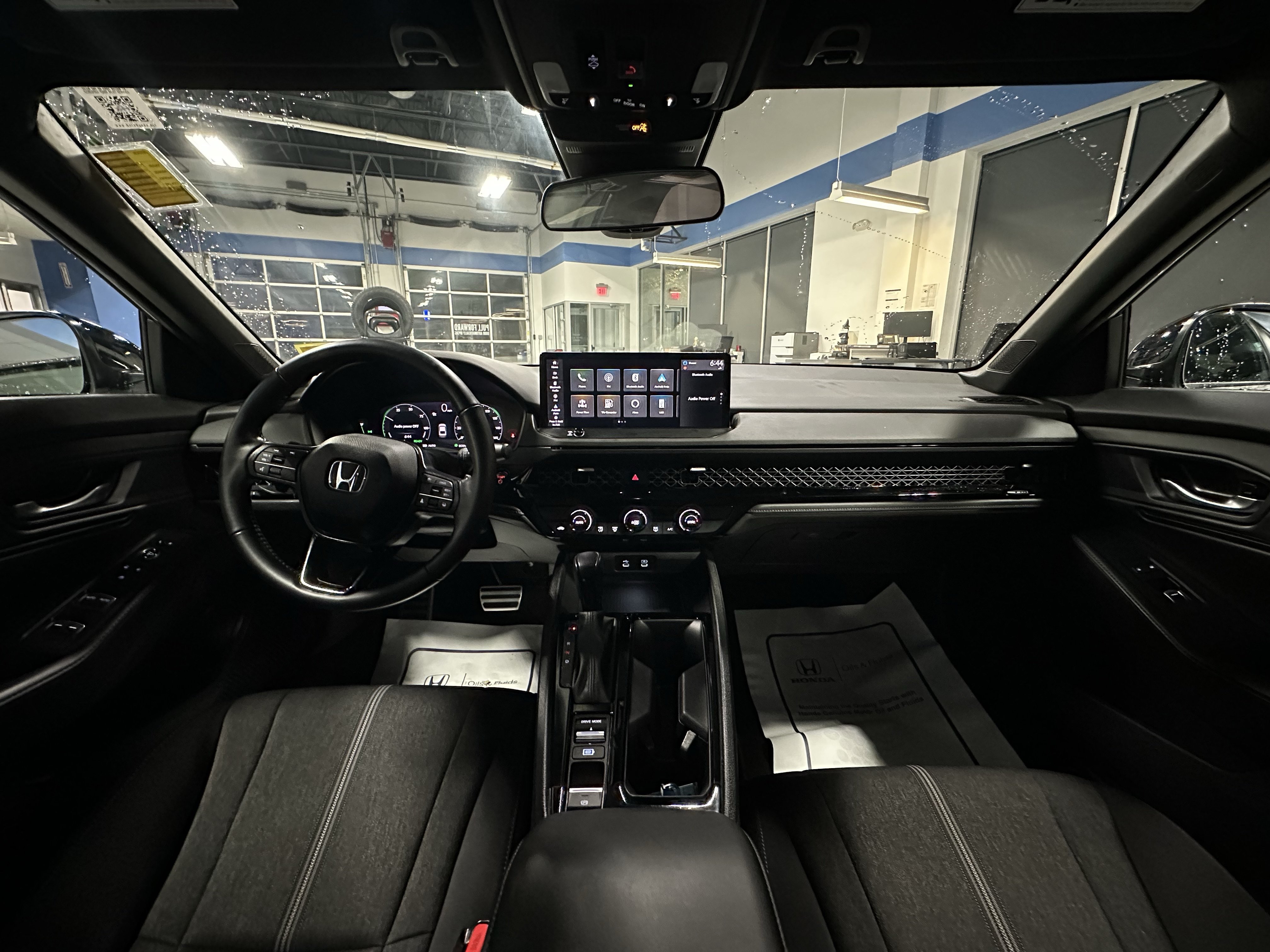 Used 2024 Honda Accord Sport image 2