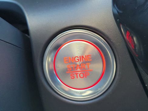 Certified 2025 Acura ADX Base image 32