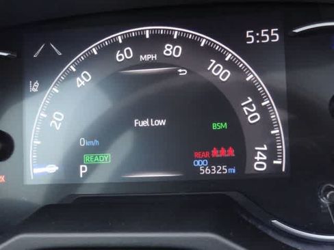 Used 2024 Toyota RAV4 XLE AWD/4WD image 19