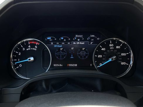 Used 2020 Ford F350 Platinum w/ Tremor Off-Road Package image 12