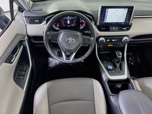 Used 2020 Toyota RAV4 Limited AWD/4WD image 22