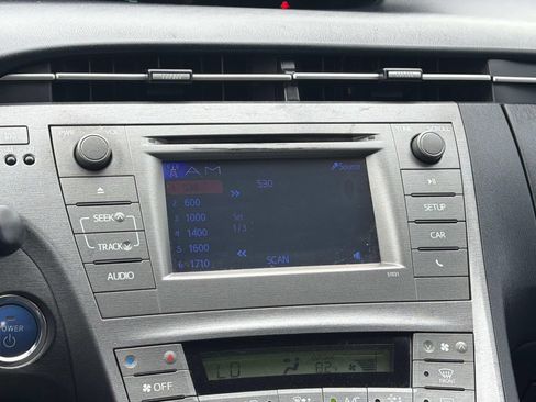 Used 2015 Toyota Prius Two FWD image 14