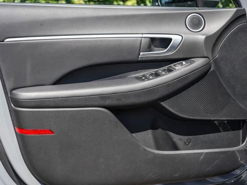 Certified 2025 Hyundai Sonata SEL FWD image 20