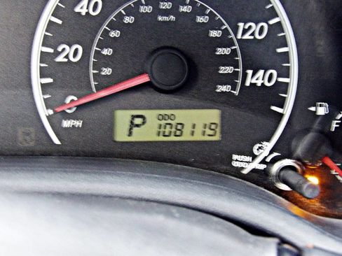 Used 2013 Toyota Corolla LE Special Edition image 14