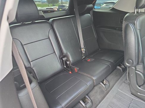 Used 2018 Chevrolet Traverse Premier image 34