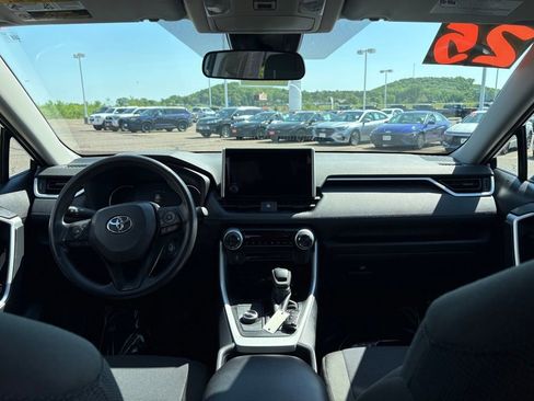 Certified 2025 Toyota RAV4 LE AWD/4WD image 16