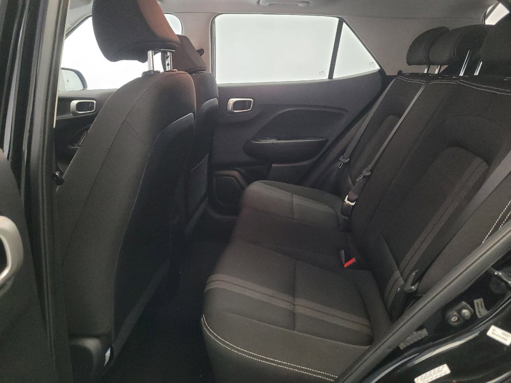 Used 2020 Hyundai Venue SEL w/ Convenience Package FWD image 18