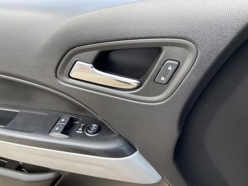 Used 2022 Chevrolet Colorado LT w/ Fleet Safety Package image 42