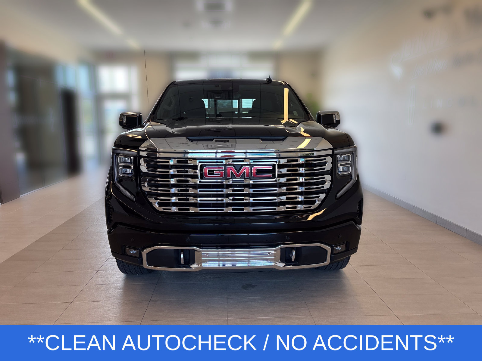 Used 2025 GMC Sierra 1500 Denali w/ Denali Reserve Package AWD/4WD image 7