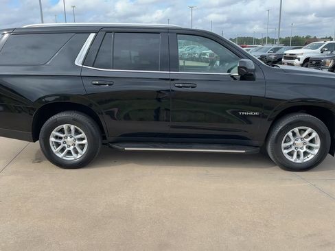 Used 2025 Chevrolet Tahoe LT image 2