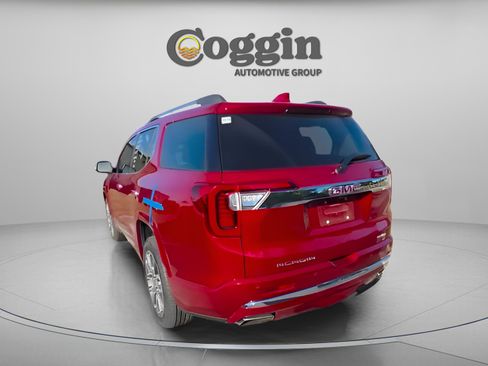 Used 2021 GMC Acadia Denali w/ Denali Technology Package image 8