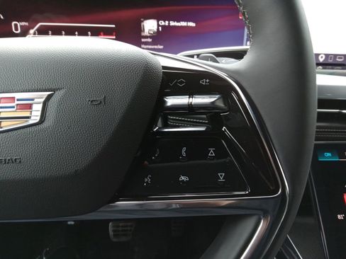 Used 2026 Cadillac Escalade Sport w/ Touring Package image 22