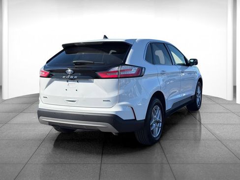 Used 2023 Ford Edge SEL AWD/4WD image 7