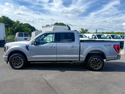 Used 2021 Ford F150 XLT w/ Equipment Group 302A High AWD/4WD image 4