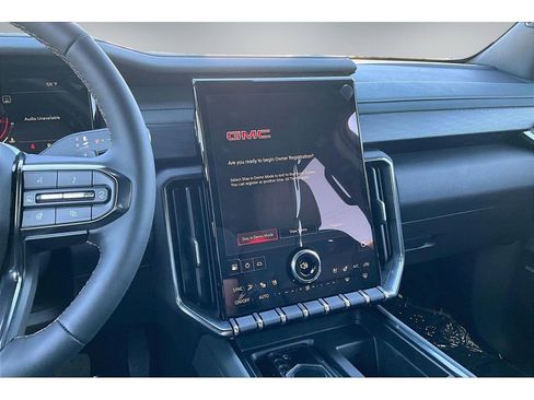 New 2026 GMC Acadia AT4 image 6