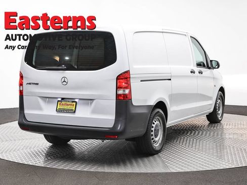 Used 2022 Mercedes-Benz Metris image 5
