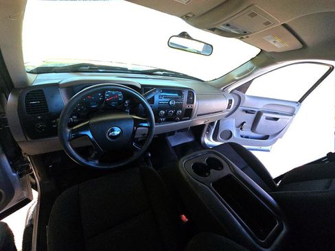 Used 2010 Chevrolet Silverado 1500 W/T w/ LS Package image 24