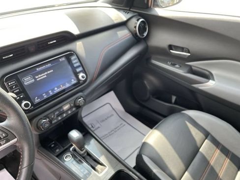 Used 2023 Nissan Kicks SR w/ SR Premium Package FWD image 18
