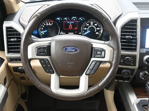 Used 2018 Ford F150 Lariat w/ Equipment Group 502A Luxury AWD/4WD image 24