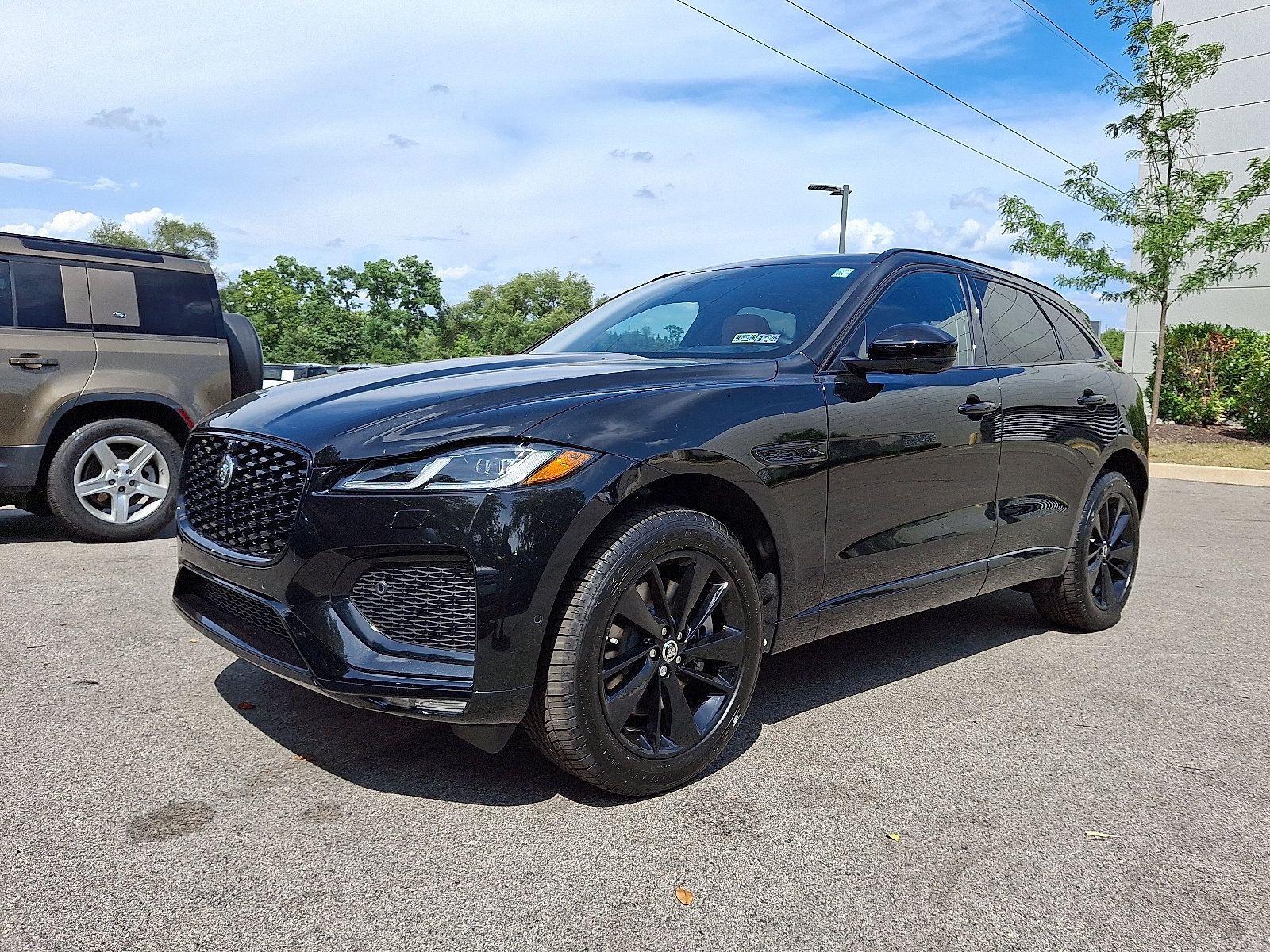 New 2026 Jaguar F-PACE R-Dynamic S AWD/4WD image 1