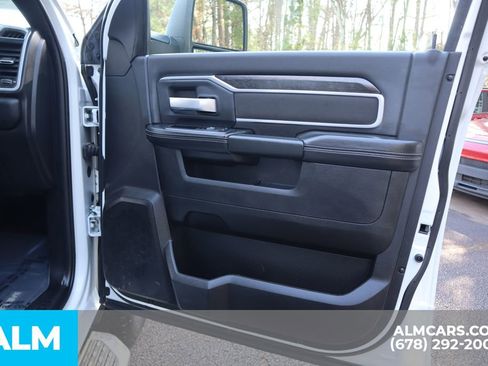 Used 2024 RAM 3500 Big Horn image 25