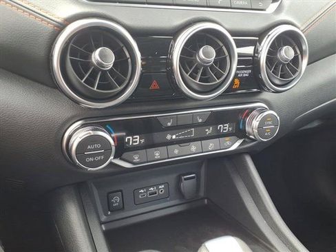 New 2025 Nissan Sentra SR image 12