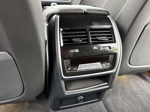 Used 2023 BMW X5 xDrive40i w/ M Sport Package AWD/4WD image 37