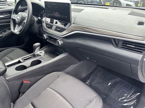 New 2025 Nissan Altima 2.5 SV w/ SV Special Edition Package image 12