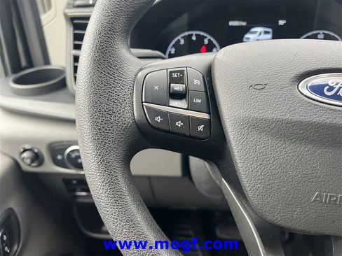 Used 2023 Ford Transit 350 XLT image 12