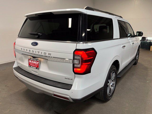 Used 2024 Ford Expedition Max Limited RWD image 3