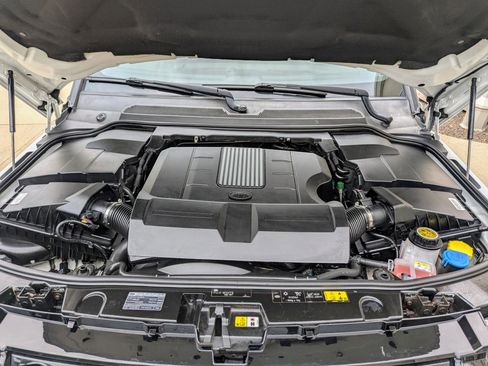 Used 2015 Land Rover LR4 HSE LUX image 20