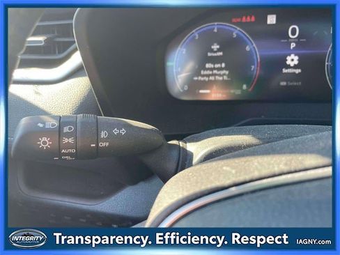 Used 2024 Toyota RAV4 Limited image 23