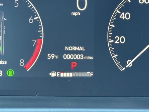 New 2026 Honda Odyssey Touring image 19