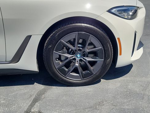 Used 2024 BMW i4 eDrive35 w/ Convenience Package RWD image 5