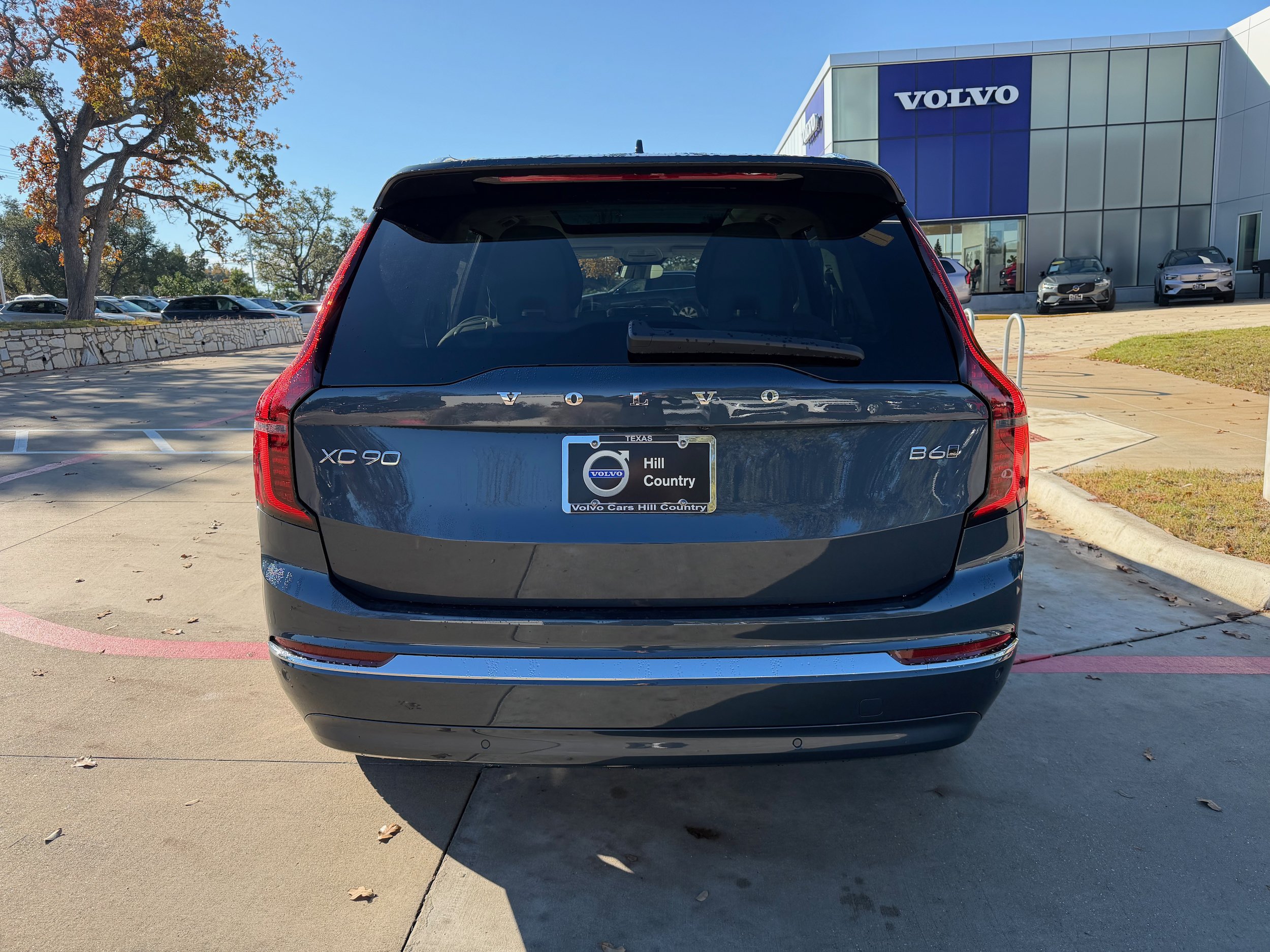 Used 2026 Volvo XC90 B6 Ultra w/ Protection Package AWD/4WD image 5