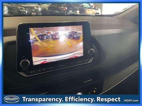Used 2023 Nissan Rogue SV AWD/4WD image 28