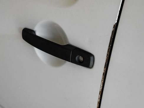 Used 2018 Nissan Frontier SV w/ Value Truck Package image 33