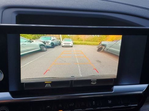 Used 2022 Chevrolet Silverado 1500 RST image 23