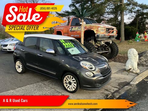 Used 2014 FIAT 500L Lounge FWD image 1