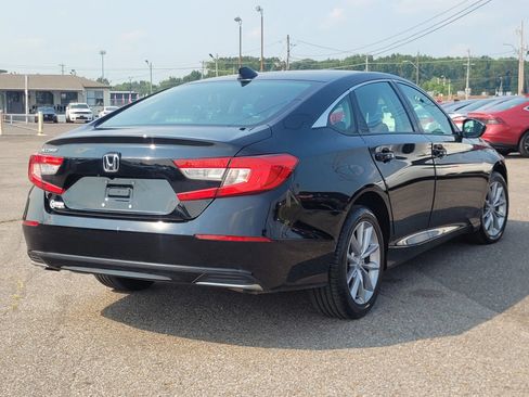 Used 2021 Honda Accord LX image 7