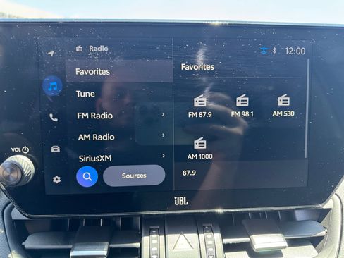 Used 2025 Toyota RAV4 Limited w/ Advanced Technology Package AWD/4WD image 19