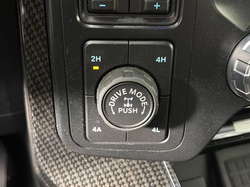 Used 2022 Ford F150 Lariat w/ Equipment Group 502A High AWD/4WD image 24