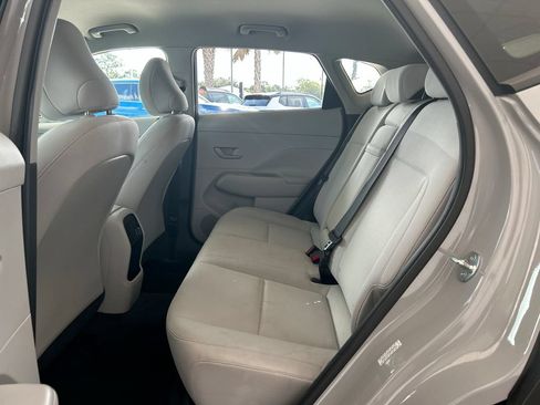 Used 2024 Hyundai Kona SEL FWD image 27