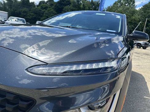 Used 2022 Hyundai Kona SE FWD image 48