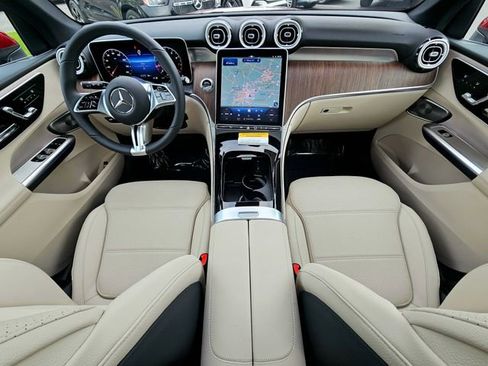 New 2026 Mercedes-Benz GLC 300 4MATIC image 24