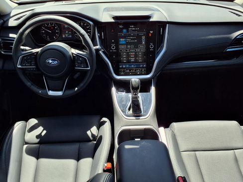 Certified 2025 Subaru Outback Limited image 4