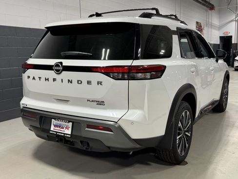 New 2026 Nissan Pathfinder Platinum AWD/4WD image 24